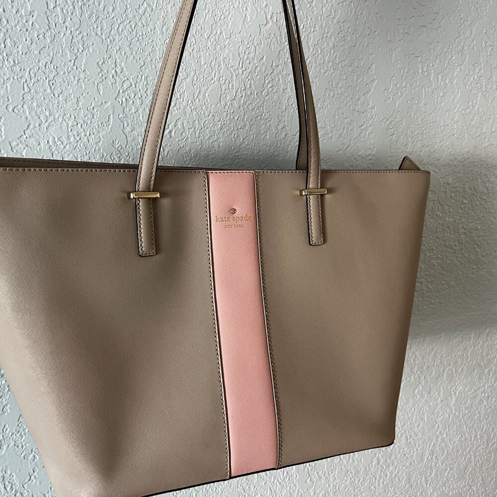 Kate Spade Medium Harmony Cedar Street Racing Stripe